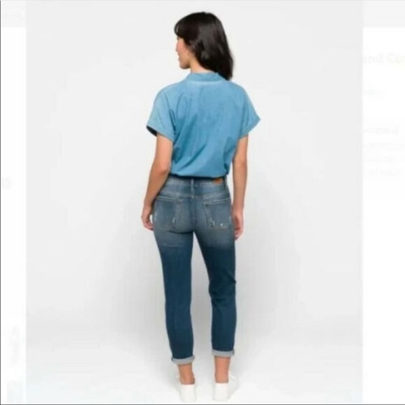 Judy Blue distressed relaxed fit jeans - Picture 3 of 8